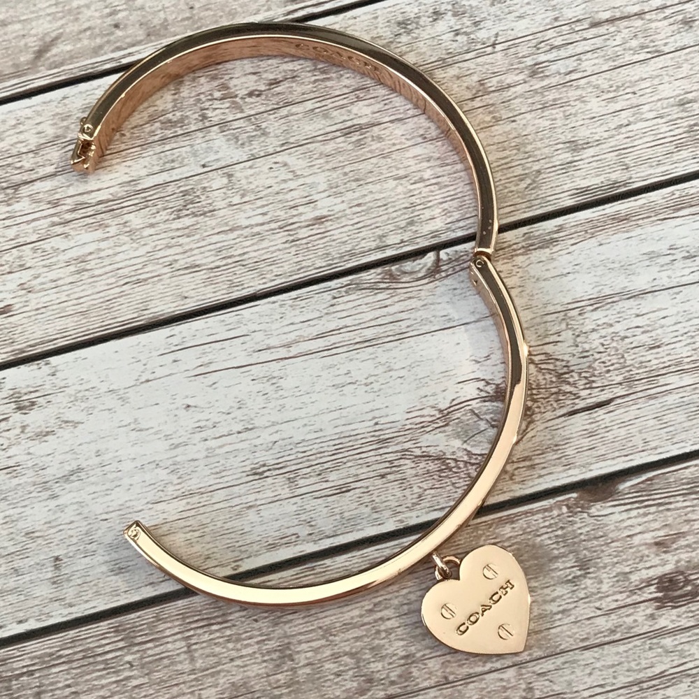 Coach RARE Rose Gold Hinged Bangle Riveted Heart - Picture 3 of 4